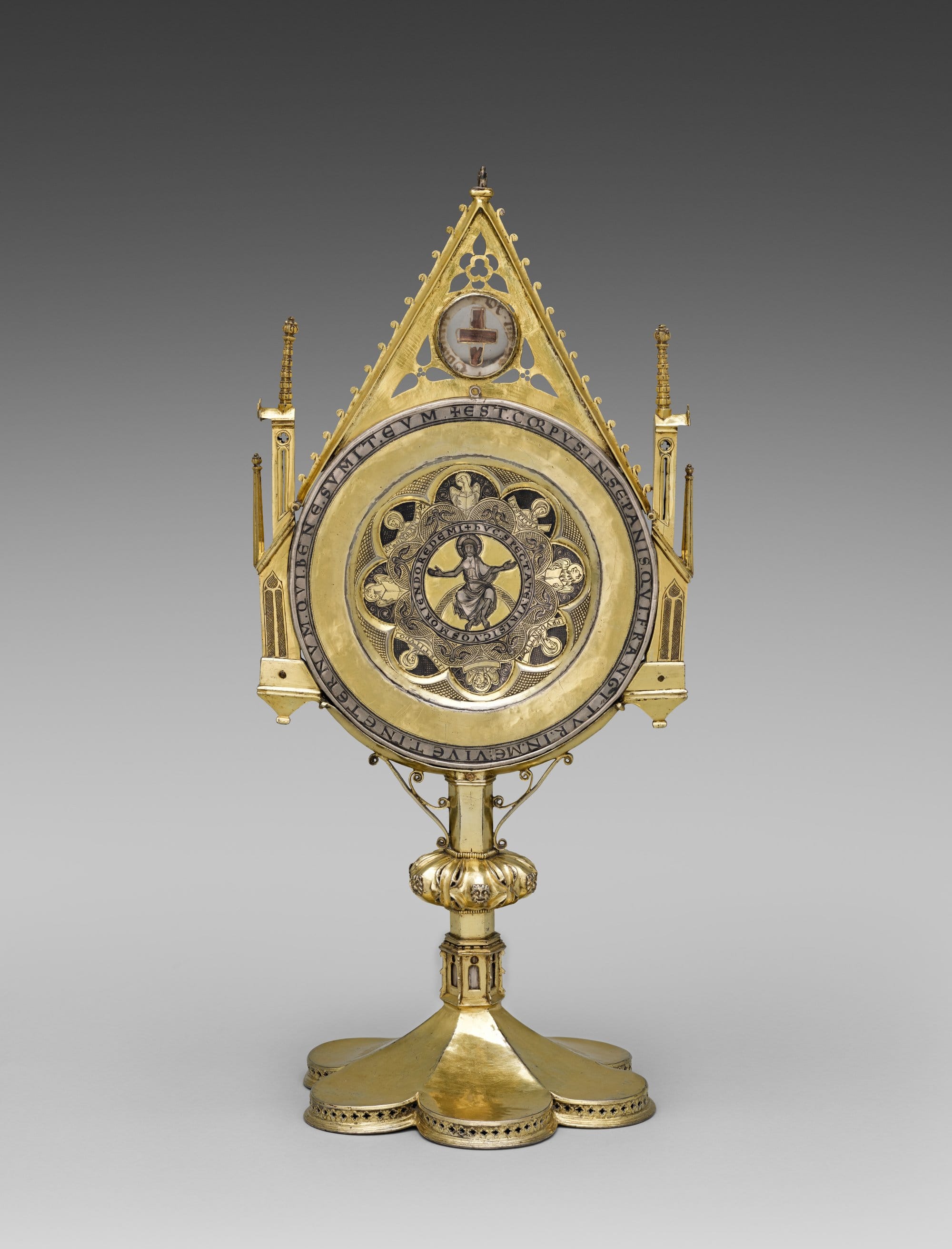 Monstrance with the "Paten of Saint Bernward" by Saint Oswald Reliquary Workshop