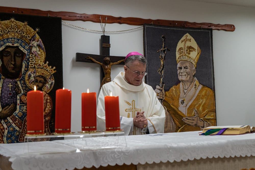Archbishop Broglio Conducts Christmas Mass with Soldiers in Poland (2022)