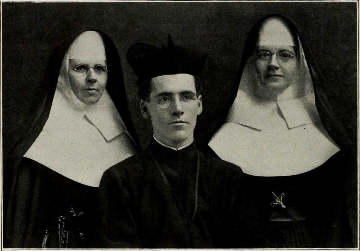Catholic Nuns and Priest (early 1900s, Kansas, USA) - Catholic Stock Photo