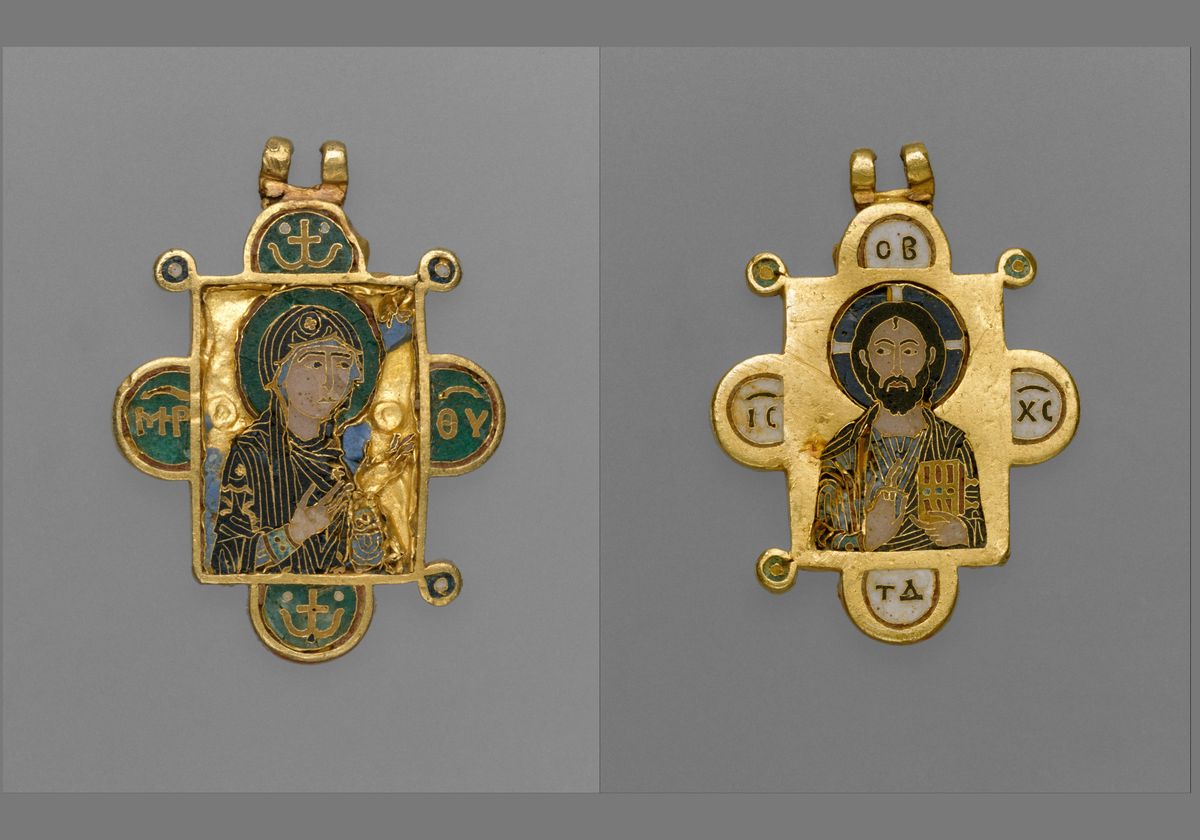 Double-Sided Pendant Icon with the Virgin and Christ Pantokrator (1100) - Byzantine Stock Photo
