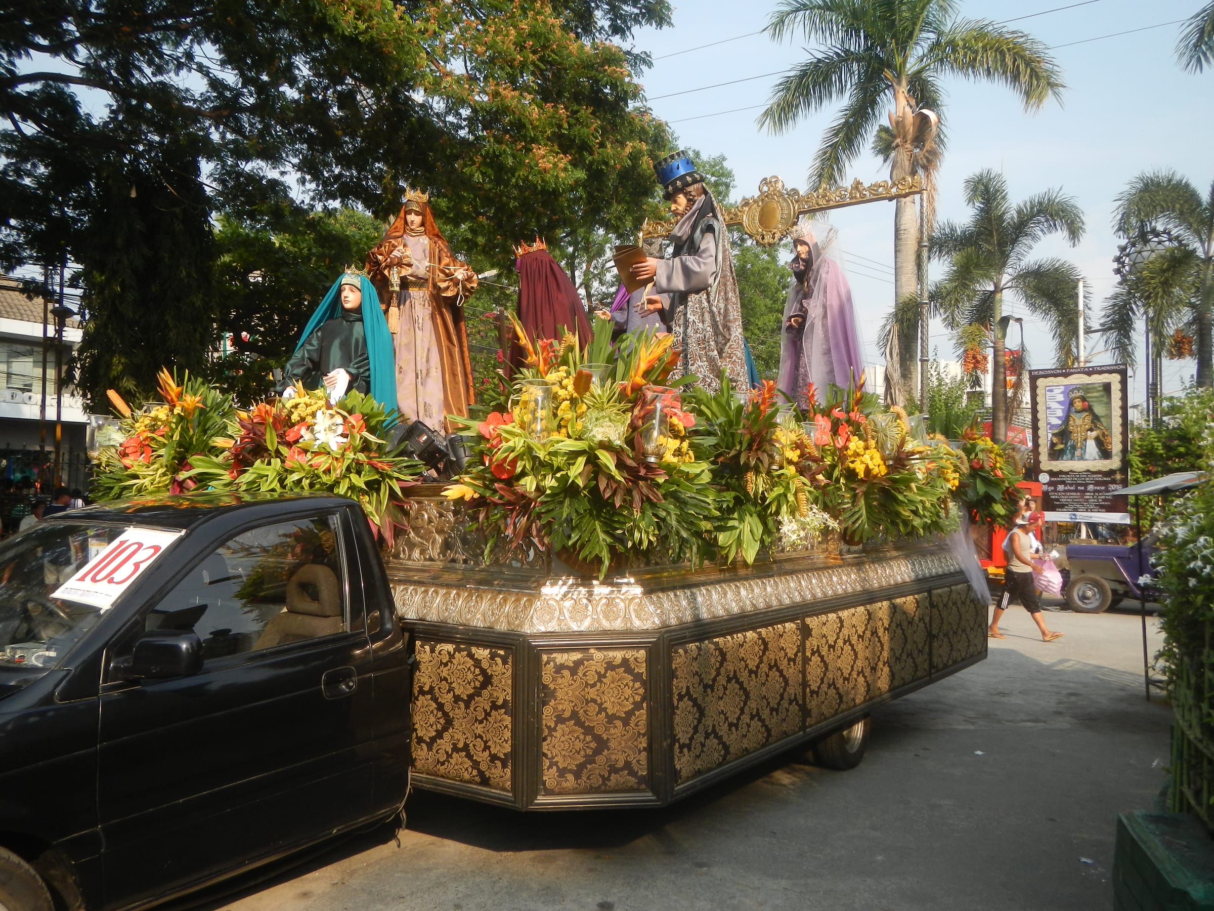 7 Photos of Good Friday Ceremonies from Around the World