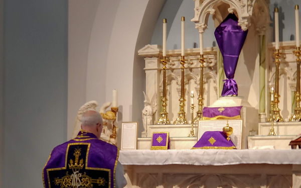 Latin Mass During Lent - Catholic Stock Photo